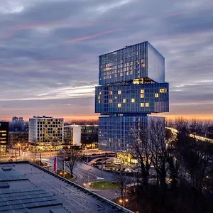 **** Hotel Nhow Rai Niederlande